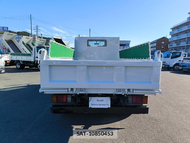 Isuzu ELF TRUCK 2014-11 8854014-3