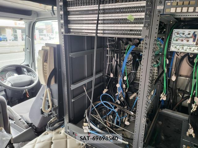 Isuzu ELF TRUCK 2008-04 8854238-2