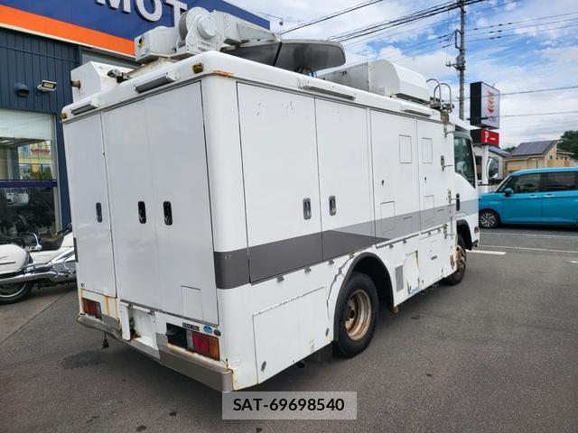 Isuzu ELF TRUCK 2008-04 8854238-3