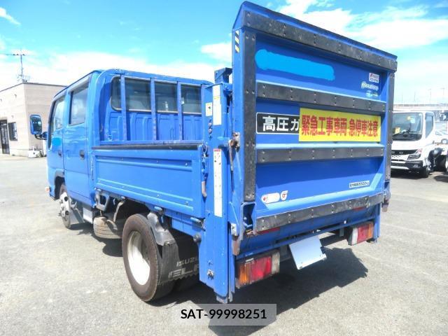 Isuzu ELF TRUCK 2020-12 8854592-4