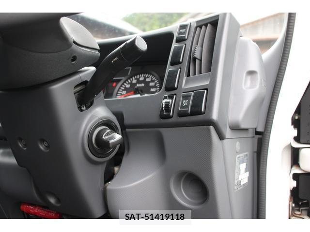 Isuzu ELF TRUCK 2018-07 8854862-12