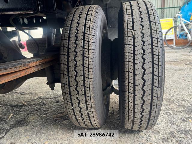 Isuzu ELF TRUCK 2014-05 8854957-14