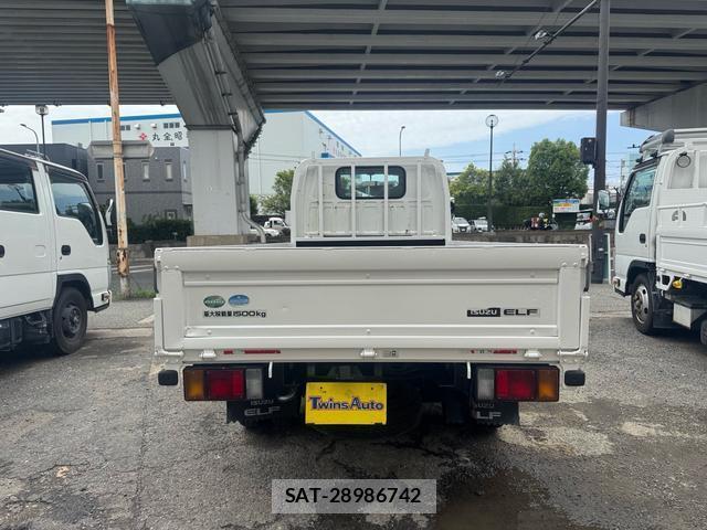 Isuzu ELF TRUCK 2014-05 8854957-2