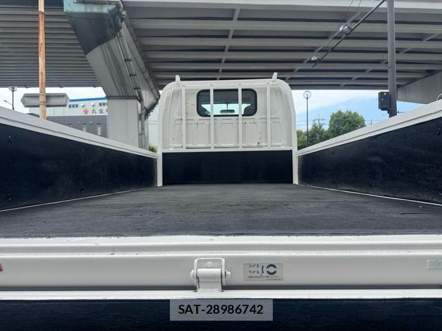 Isuzu ELF TRUCK 2014-05 8854957-9
