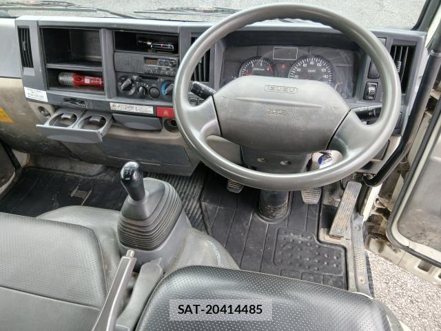 Isuzu ELF TRUCK 2011-11 8855111-2