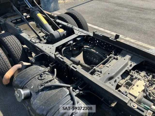 Isuzu ELF TRUCK 2011 8855692-16