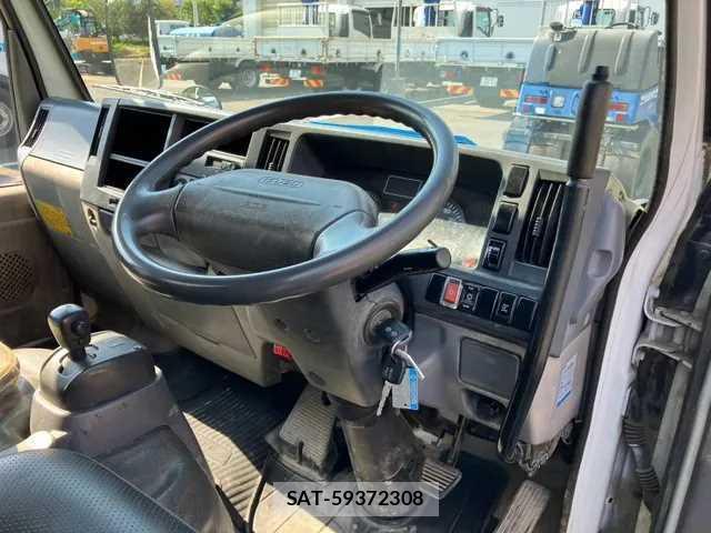Isuzu ELF TRUCK 2011 8855692-8
