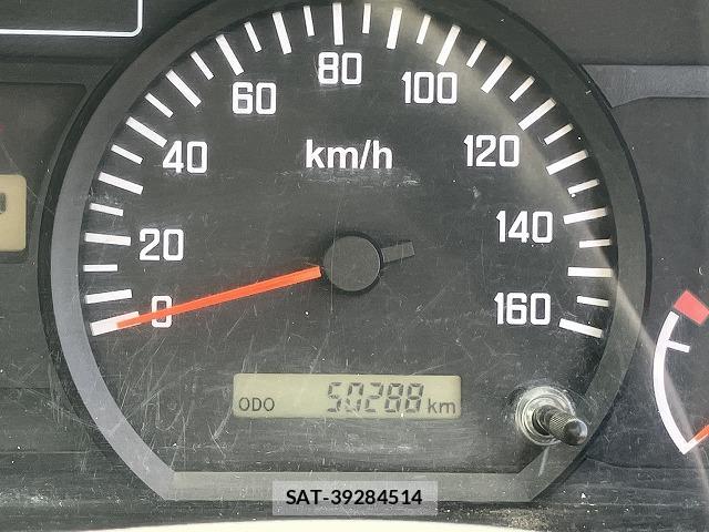 Isuzu ELF TRUCK 2018-07 8856662-16