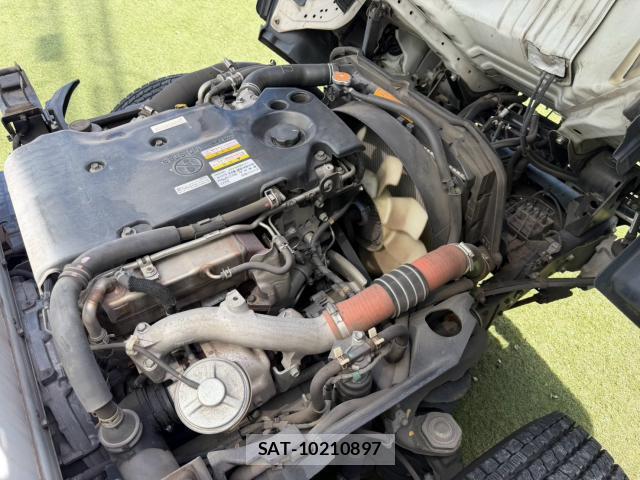 Isuzu ELF TRUCK 2013-12 8856742-16