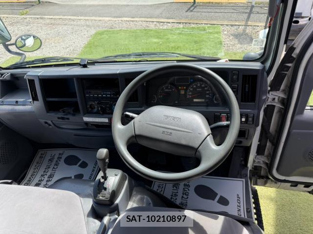 Isuzu ELF TRUCK 2013-12 8856742-8