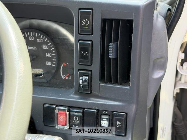 Isuzu ELF TRUCK 2013-12 8856742-9