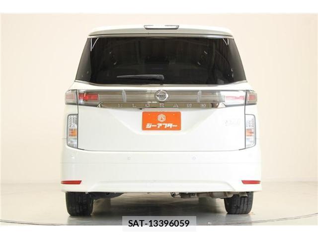 Nissan ELGRAND 2019-07 8853897-11