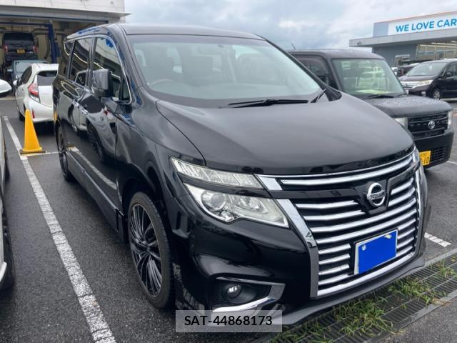 Nissan ELGRAND 2018-08 8854529-0
