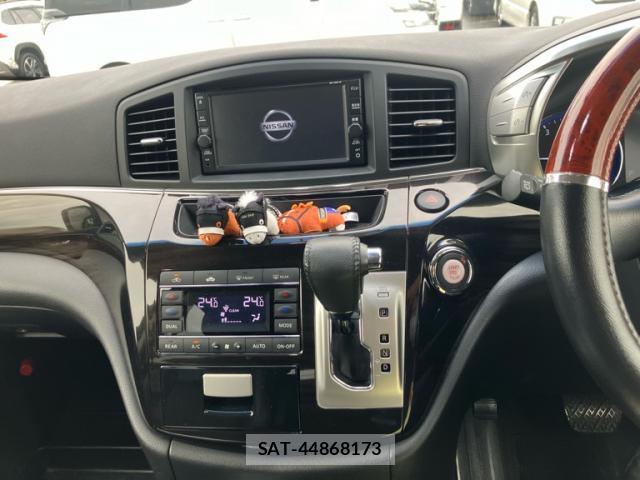 Nissan ELGRAND 2018-08 8854529-9