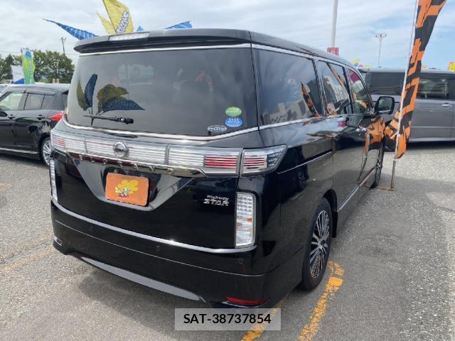 Nissan ELGRAND 2019-08 8854770-1