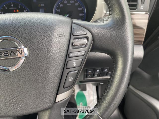 Nissan ELGRAND 2019-08 8854770-14