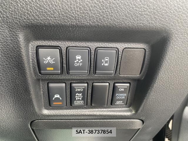 Nissan ELGRAND 2019-08 8854770-16