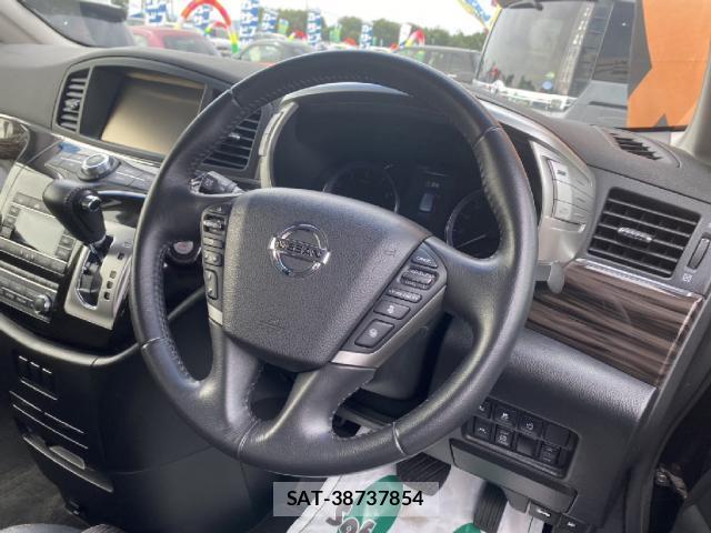 Nissan ELGRAND 2019-08 8854770-7