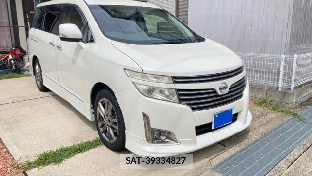 Nissan ELGRAND 2013-02 8855545-2