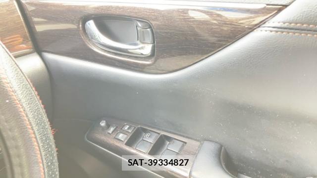 Nissan ELGRAND 2013-02 8855545-6