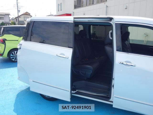 Nissan ELGRAND 2021-12 8856090-12