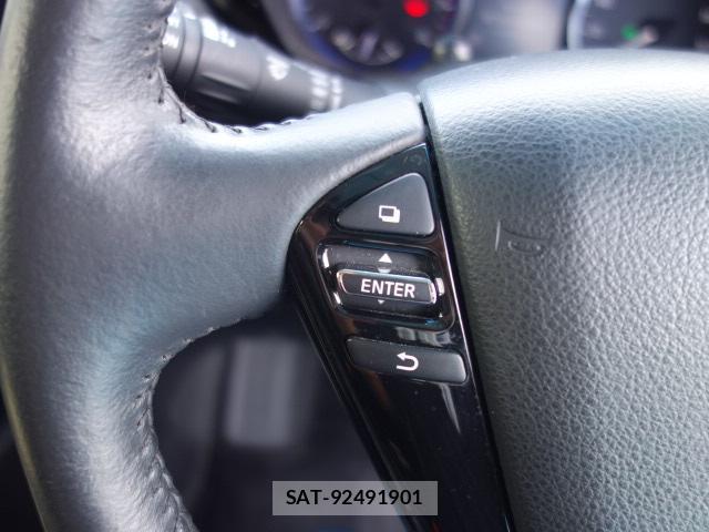 Nissan ELGRAND 2021-12 8856090-18