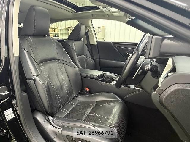 Lexus ES 2019-12 8855090-10
