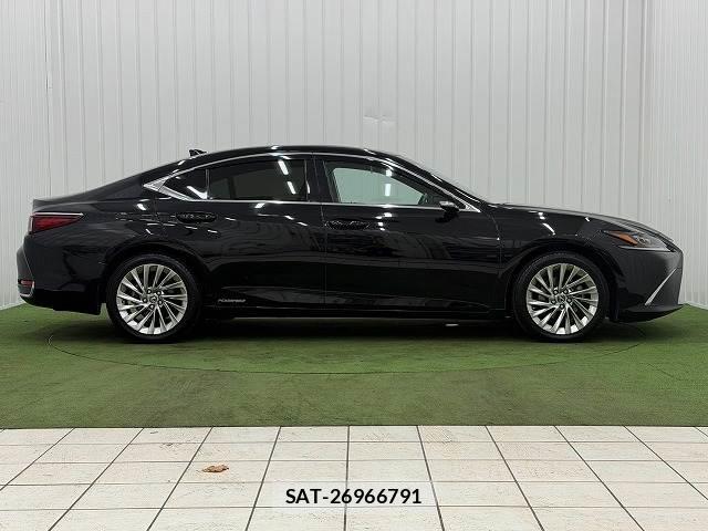 Lexus ES 2019-12 8855090-17