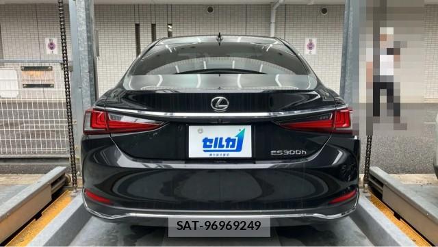 Lexus ES 2023-08 8855350-1