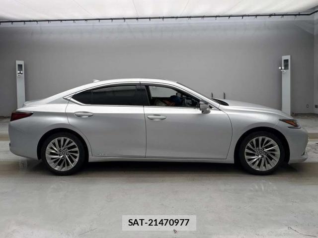 Lexus ES 2021-09 8855575-3