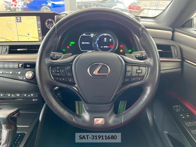 Lexus ES 2021-04 8856200-13