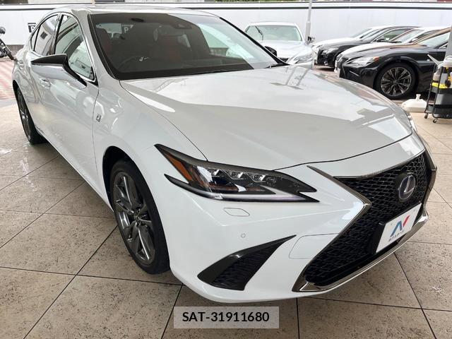 Lexus ES 2021-04 8856200-16
