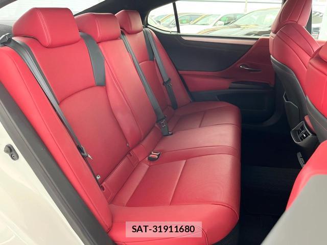 Lexus ES 2021-04 8856200-9