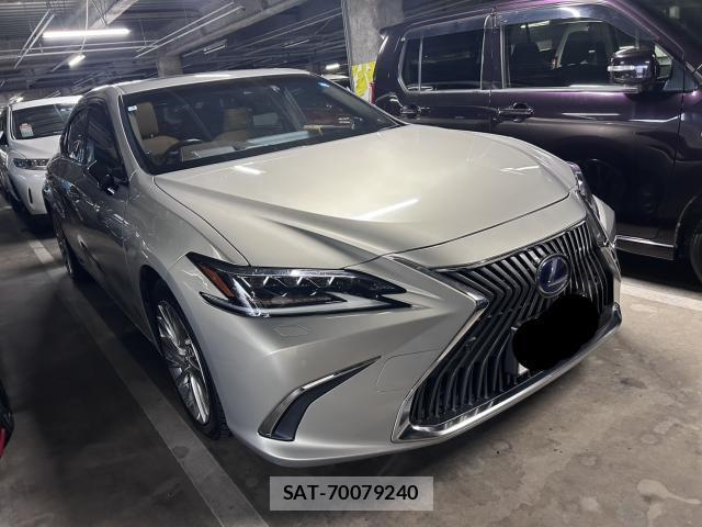 Lexus ES 2019-05 8856649-6