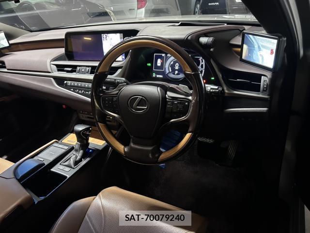 Lexus ES 2019-05 8856649-9