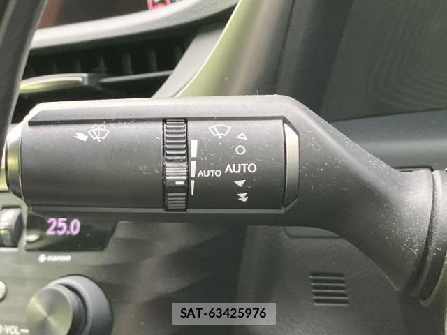 Lexus ES 2019-10 8856864-17