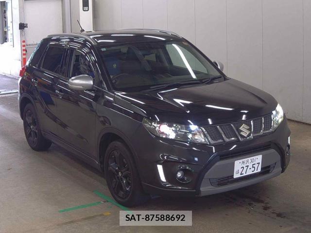 Suzuki ESCUDO 2017-11 8856263-0