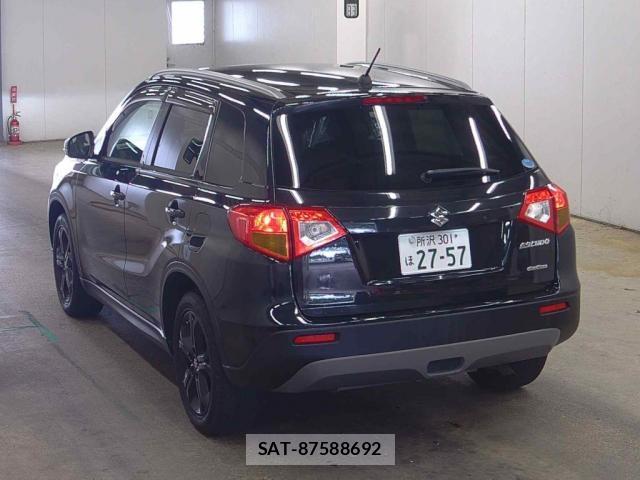 Suzuki ESCUDO 2017-11 8856263-1