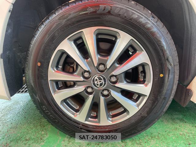 Toyota ESQUIRE 2020-03 8853908-10