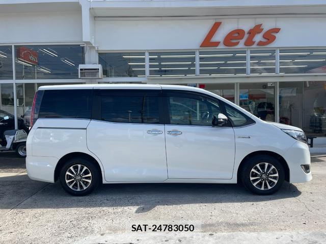 Toyota ESQUIRE 2020-03 8853908-5