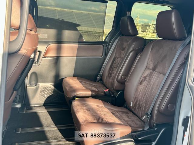 Toyota ESQUIRE 2017-09 8854342-16