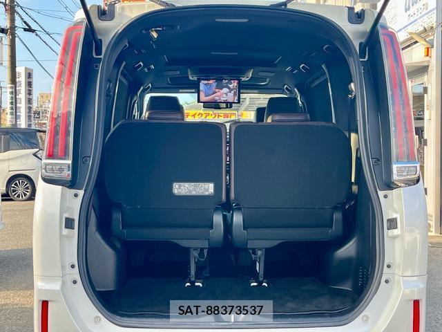Toyota ESQUIRE 2017-09 8854342-17