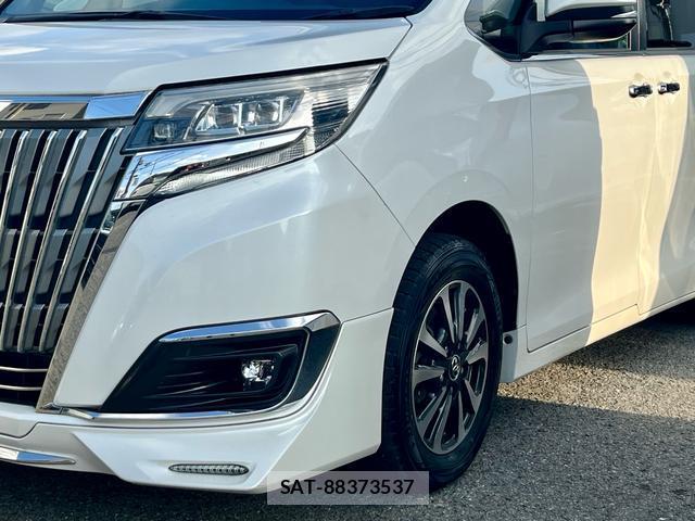 Toyota ESQUIRE 2017-09 8854342-7