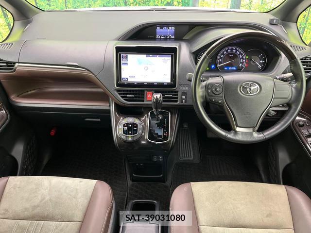 Toyota ESQUIRE 2018-04 8855652-1