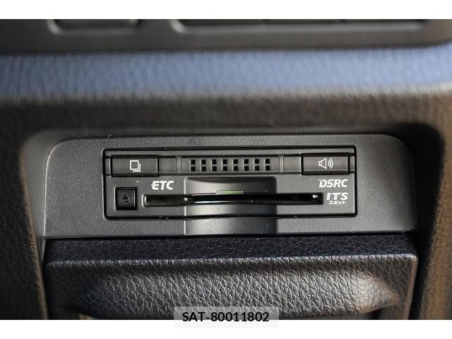 Toyota ESQUIRE 2016-04 8856504-13