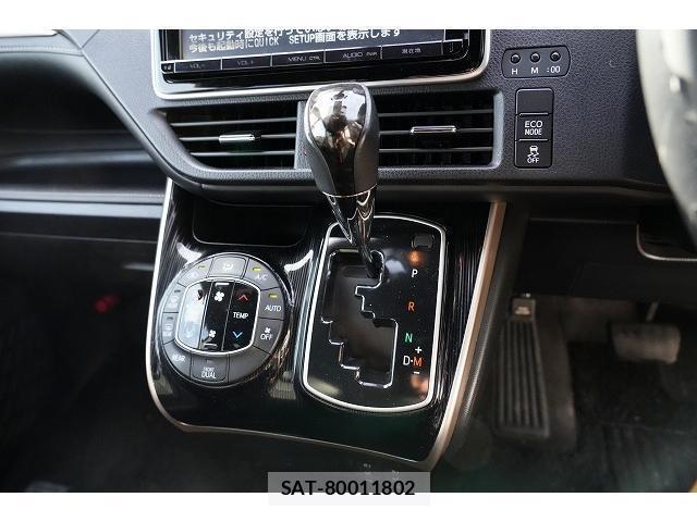Toyota ESQUIRE 2016-04 8856504-7