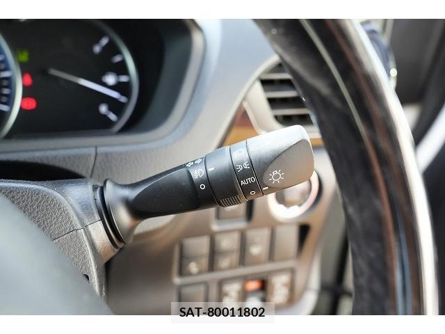 Toyota ESQUIRE 2016-04 8856504-9