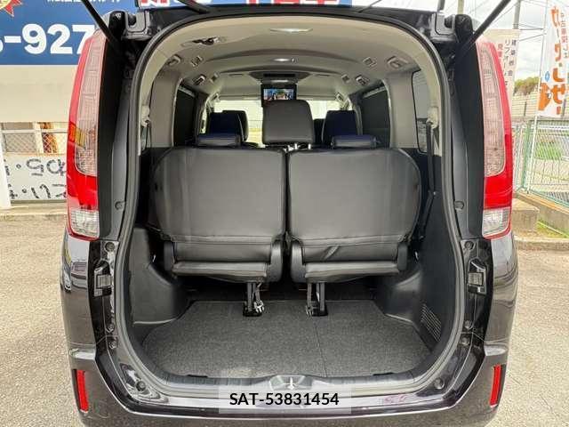 Toyota ESQUIRE 2015-04 8856736-15