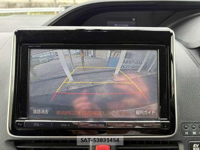 Toyota ESQUIRE 2015-04 8856736-5