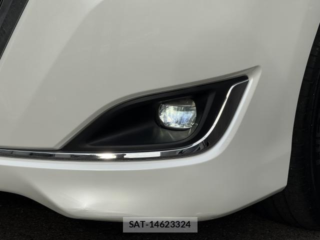 Toyota ESQUIRE 2018-11 8856831-4